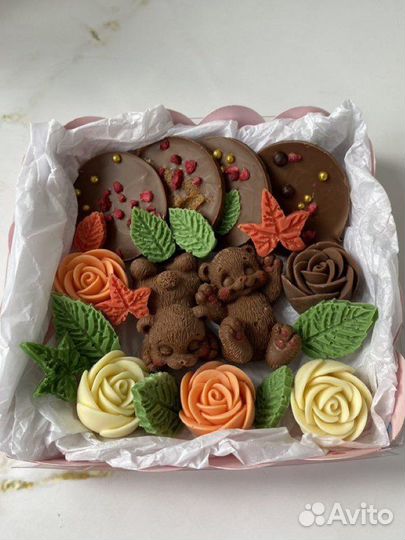 Наборы из шоколада детям, девушкам и мужчинам