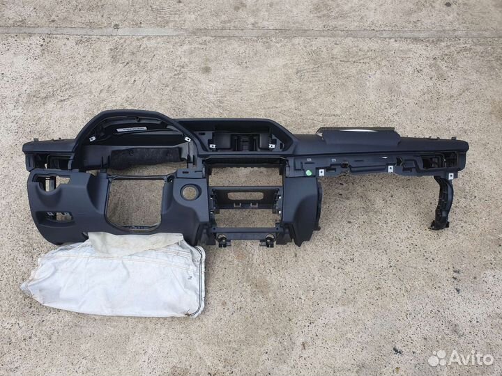 Торпедо (панель) стреляная для Mercedes W212