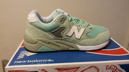 Кроссовки женские New Balance 580