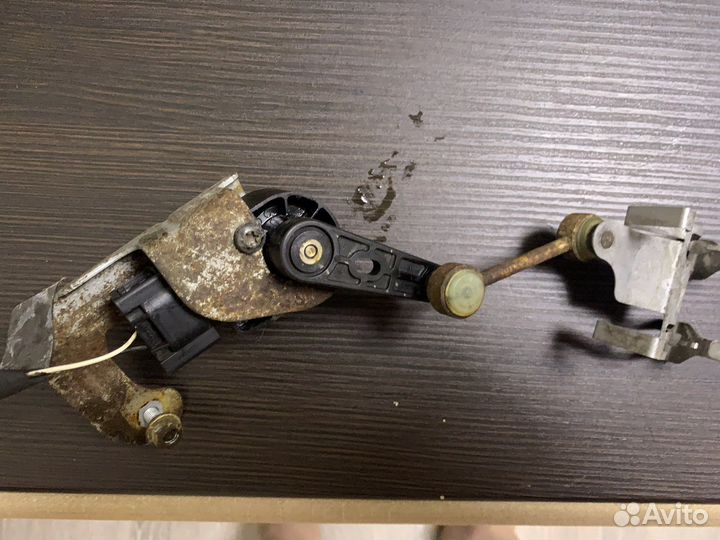 Запчасти mercedes w204