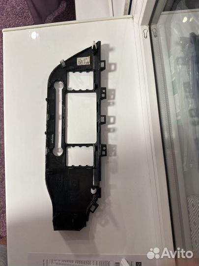 Рамка для штатной магнитолы Kia Rio 4