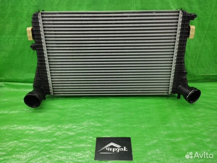 Интеркулер / радиатор интеркулера 3C0145805R VAG