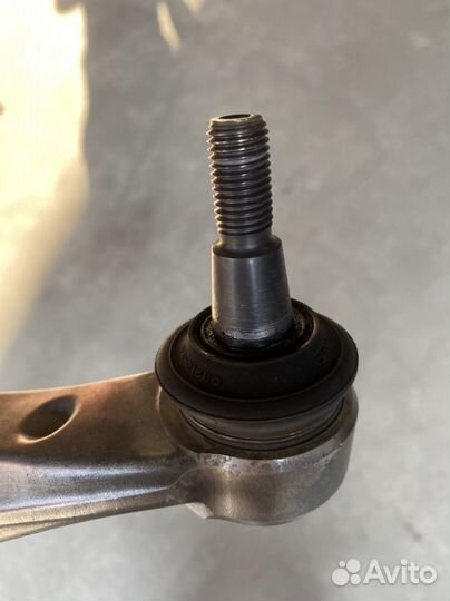 Рычаг левый нижний задний