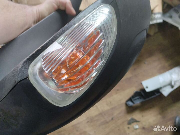 Зеркало боковое правое Renault Master 3 оригинал