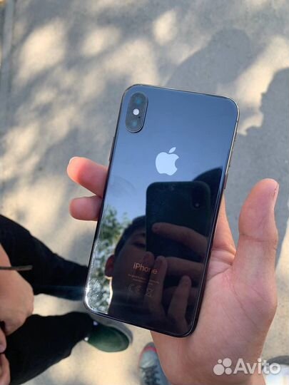 iPhone X, 64 ГБ