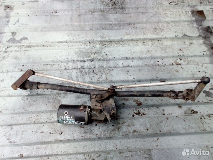 Трапеция стеклоочистителя Opel Kadett E 84-91