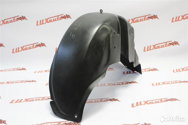 Подкрылки задние Mazda 3 Bk 2003-2009