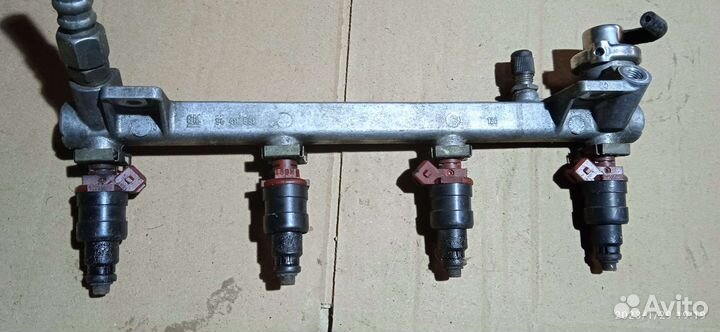 Форсунка топливная Opel Vectra b x18xe, x20xev