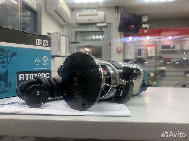 Фрезер makita rt 0700 c