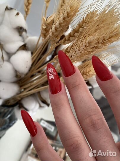 Аппаратный маникюр