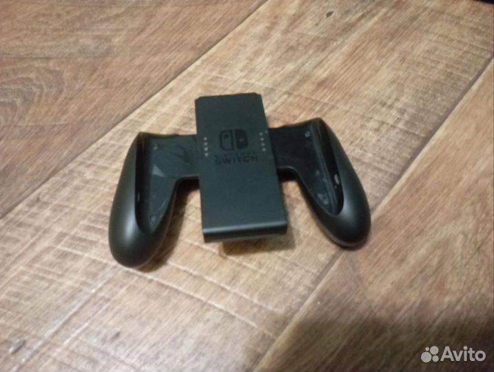 Портативная игровая приставка Nintendo Switch