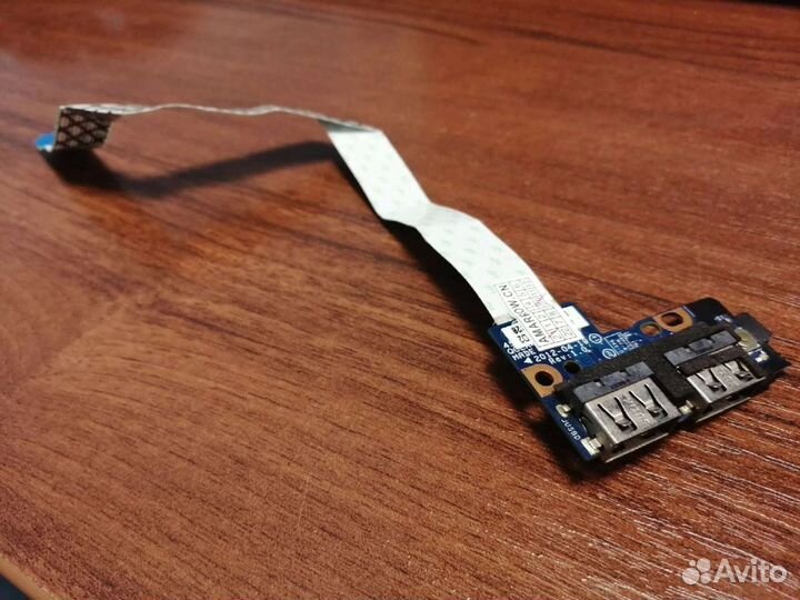 Запчасти к ноутбуку Samsung np355v5с,матрица новая