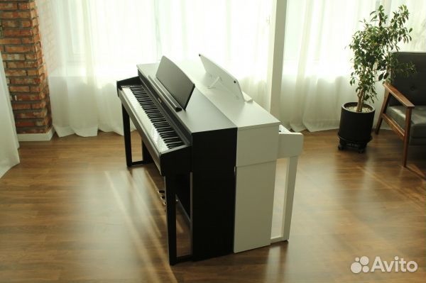 Цифровое пианино (Корпусное) + Комплект