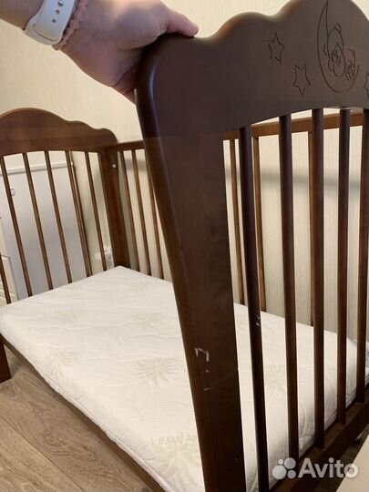 Детская кровать с матрасом