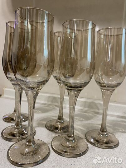Новый набор бокалов для шампанского