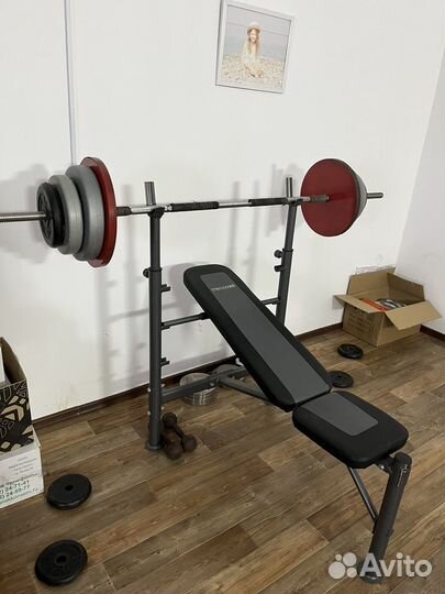 Стойки для жима штанги с грифом и блинами