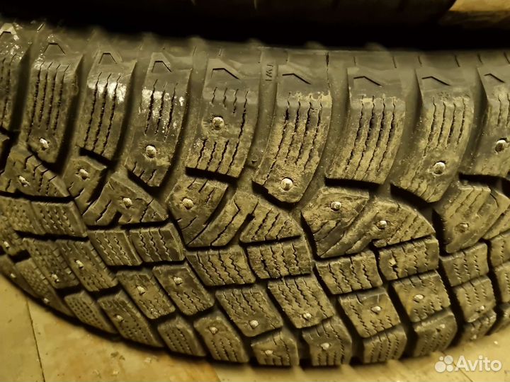 Continental IceContact 2 SUV SSR 205/60 R16 92T