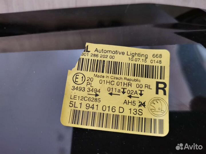 Фара правая Шкода Етти