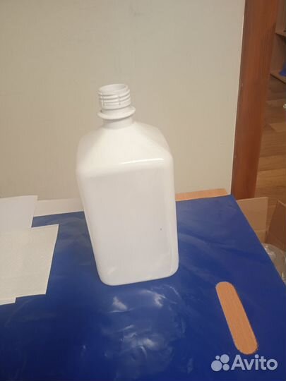 Бутылка пластиковая 1л