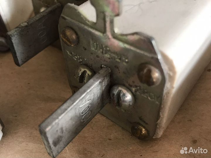 Предохранители, плавкие вставки