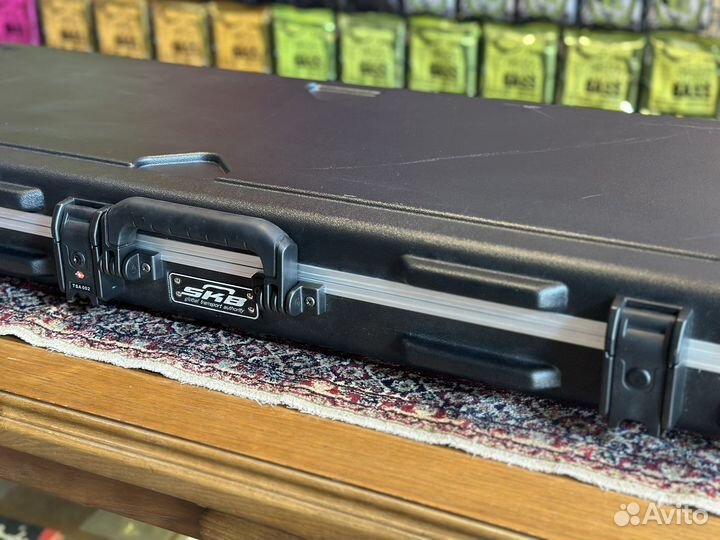Кейс SKB для электрогитары