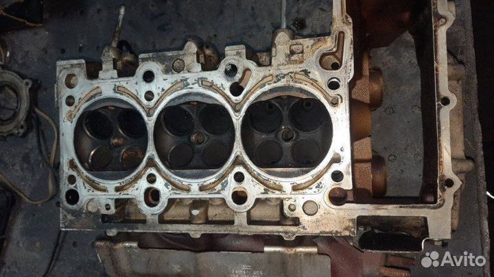Головка блока цилиндров Audi A6/RS6/S6