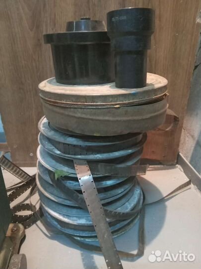 Кинопроектор Украина