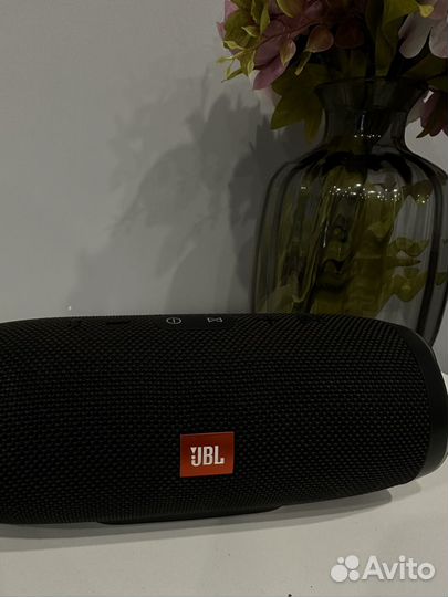 Колонка jbl charge 3