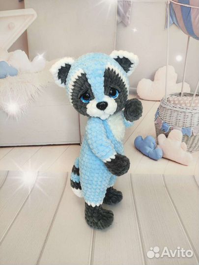 Вязаные игрушки Тигр, енот