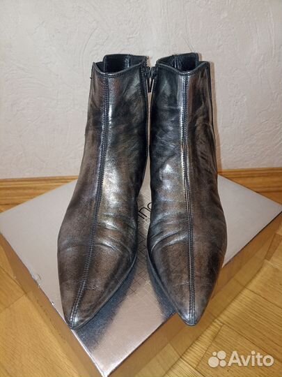 Ботильоны натуральная кожа 39 р-р TJ collection