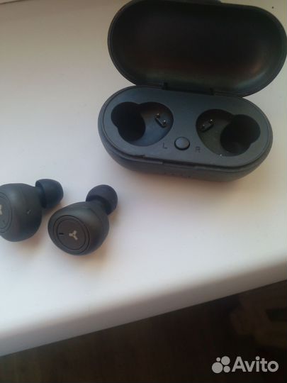 Беспроводные наушники