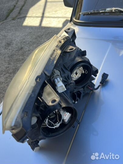 Фара левая Avensis 2 T 250 оригинал