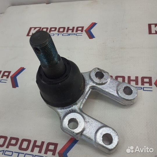 Опора шаровая передняя нижняя Nissan truck 79-85