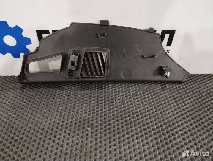 Накладка на торпедо (консоль) Volvo FH5 82824463