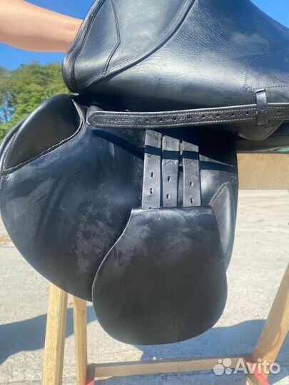 Конкурное седло