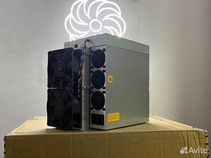 Асик AntMiner L7 8800M