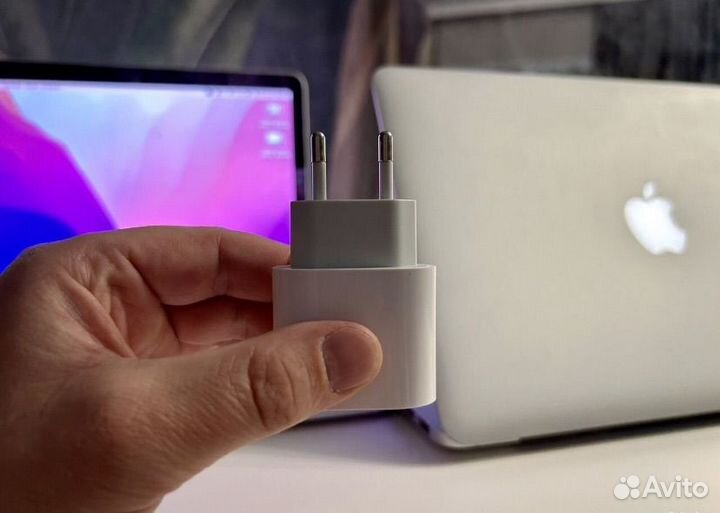 Быстрая зарядка для iPhone 25w + Провод