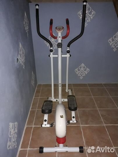 Эллиптический тренажер