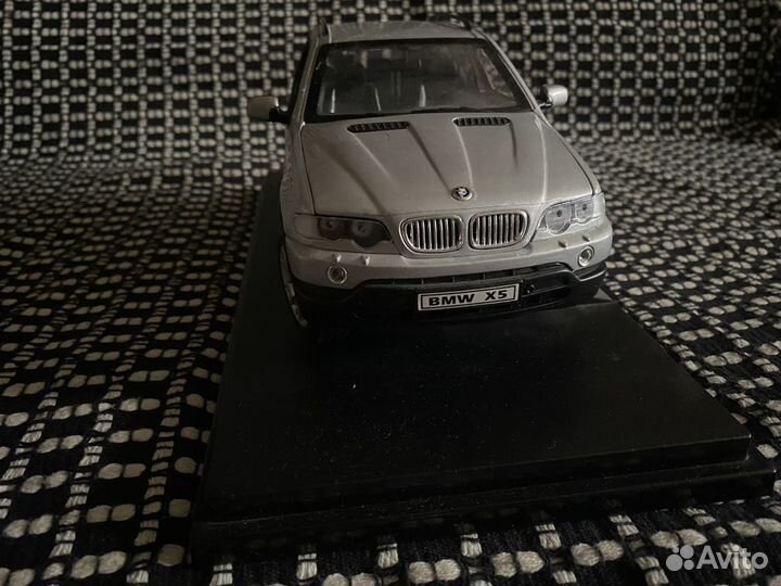Модель BMW X5 e53