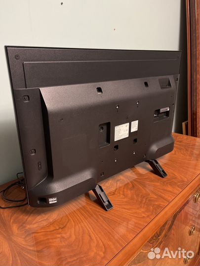 Телевизор Sony KDL - 32RE403