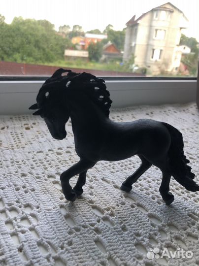 Фигурки лошадей schleich