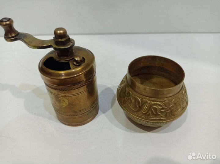 Ручная мельница