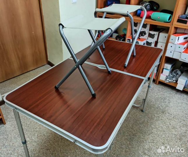 Стол для кемпинга со стульями