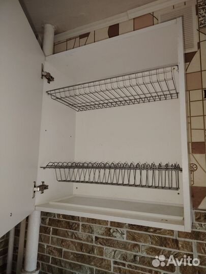 Кухонный навесной шкаф бу