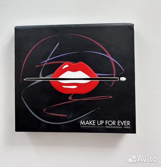 Лимитированная палетка теней Make up forever