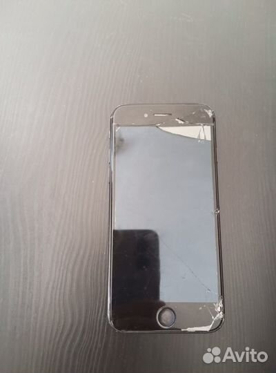 iPhone 7, 32 ГБ
