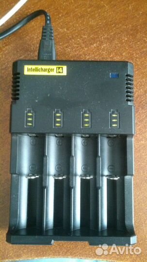 Зарядное устройство Nitecore I4