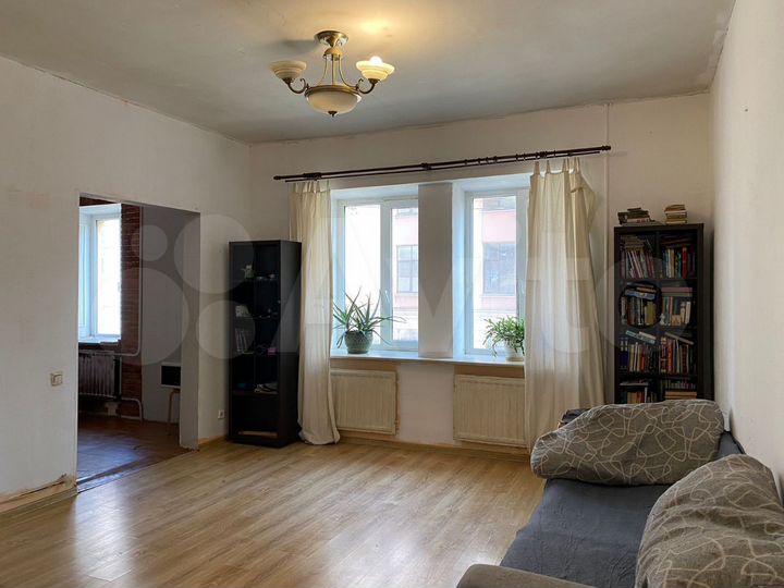 2-к. квартира, 70 м², 2/5 эт.