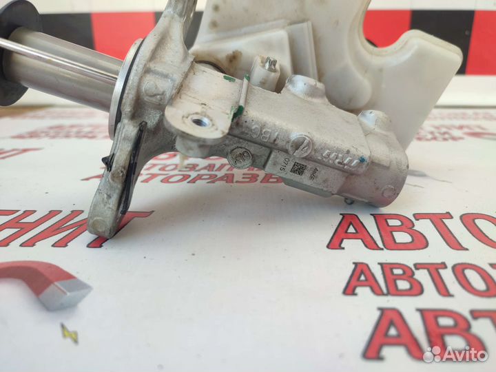 Главный тормозной цилиндр Шкода Кодиак