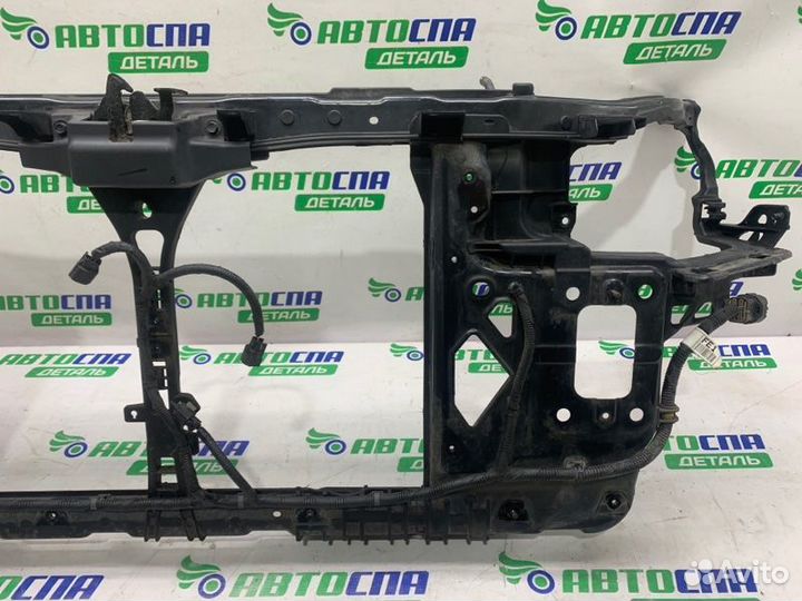 Телевизор панель радиаторов передний Hyundai I30